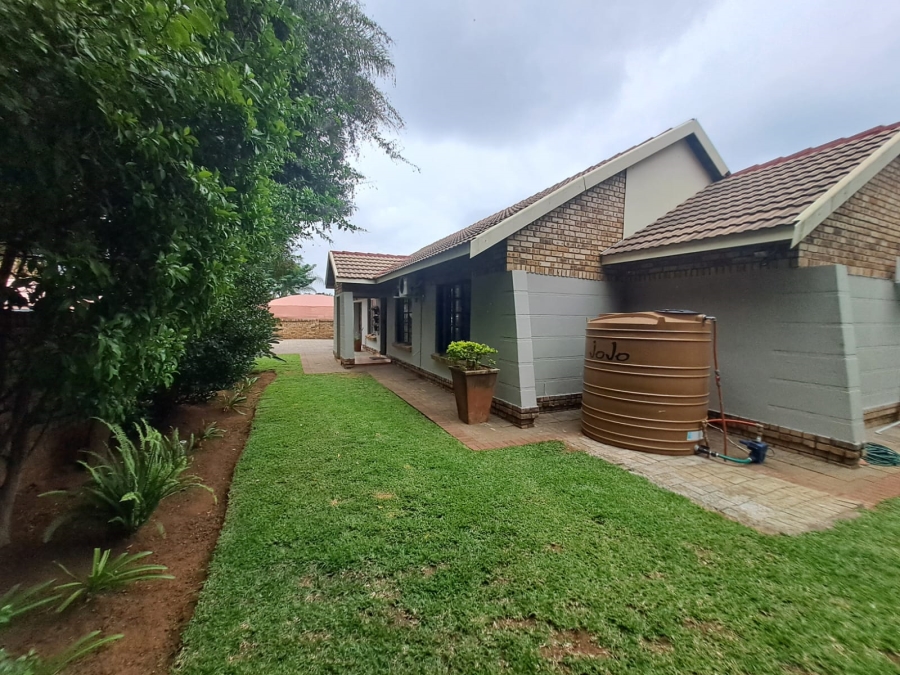 3 Bedroom Property for Sale in Waterval East North West